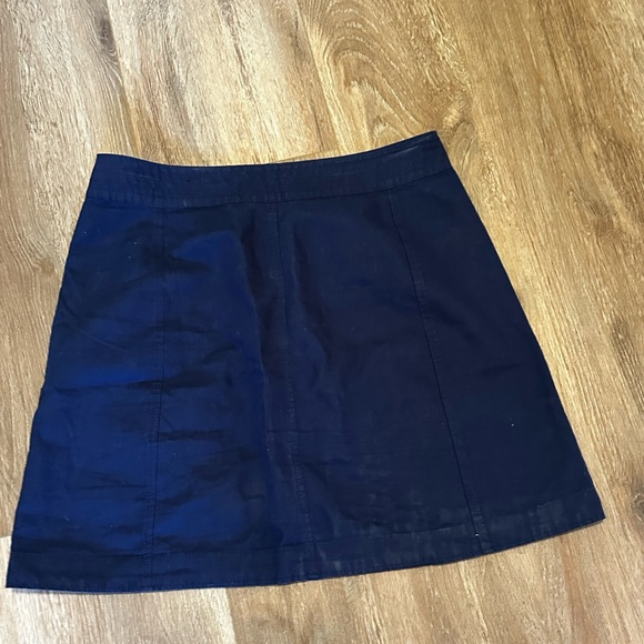 Banana Republic navy skirt 💙 - Picture 4 of 4